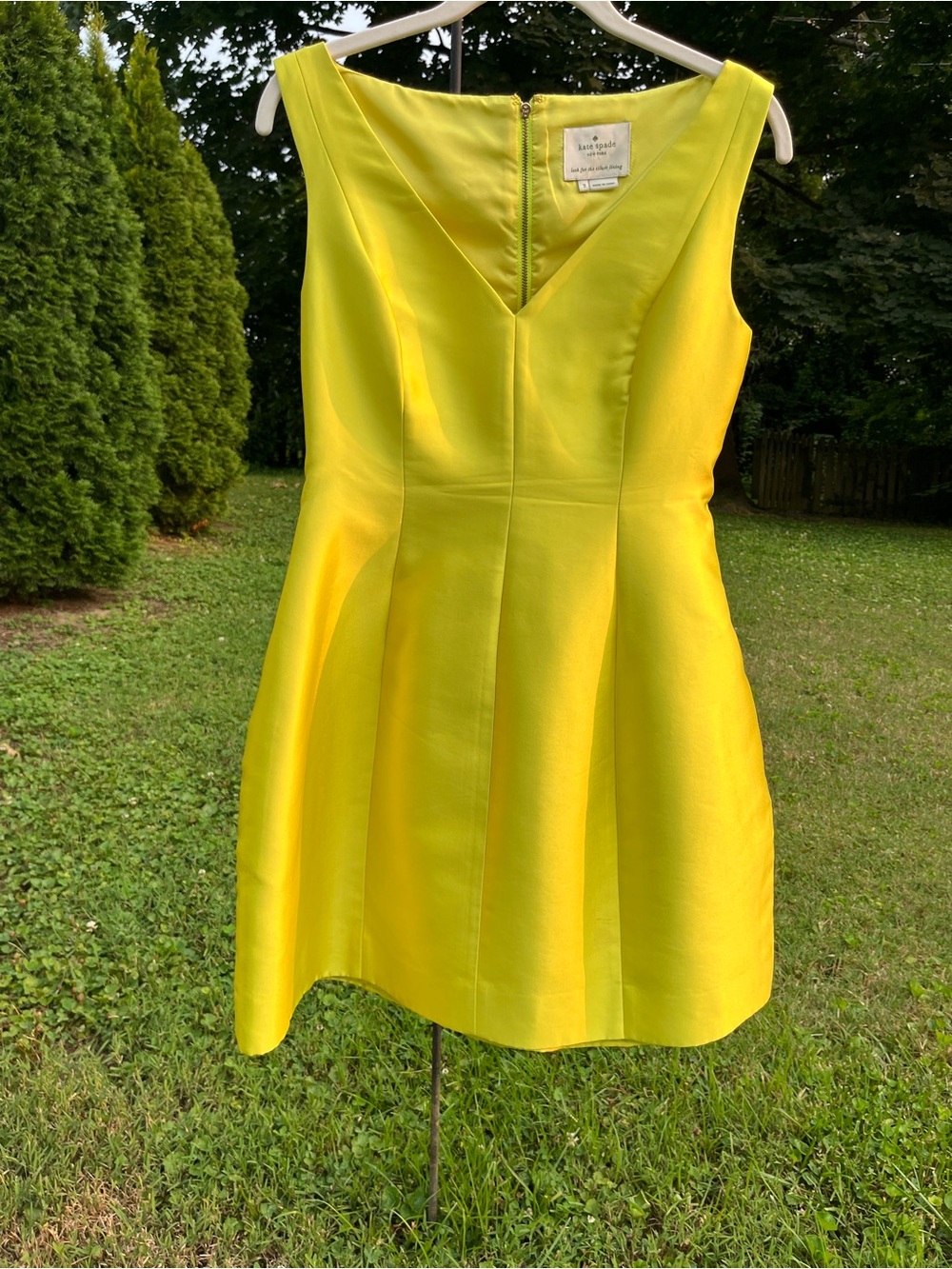 kate spade Bright citron, chartreuse V-Neck Mini Dress. Silk blend. Pockets.